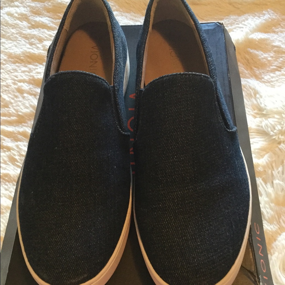 Vionic Midi Slip-Sneaker
